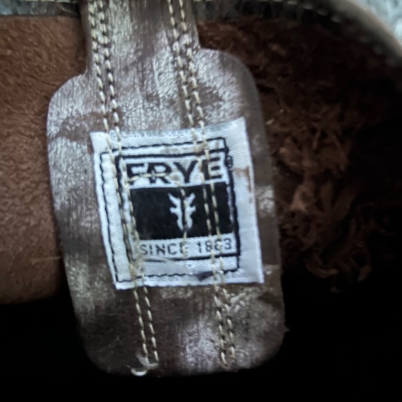 Men’s Size 11 Frye Distressed Brown Harness Boots in Great Condition. main image 8